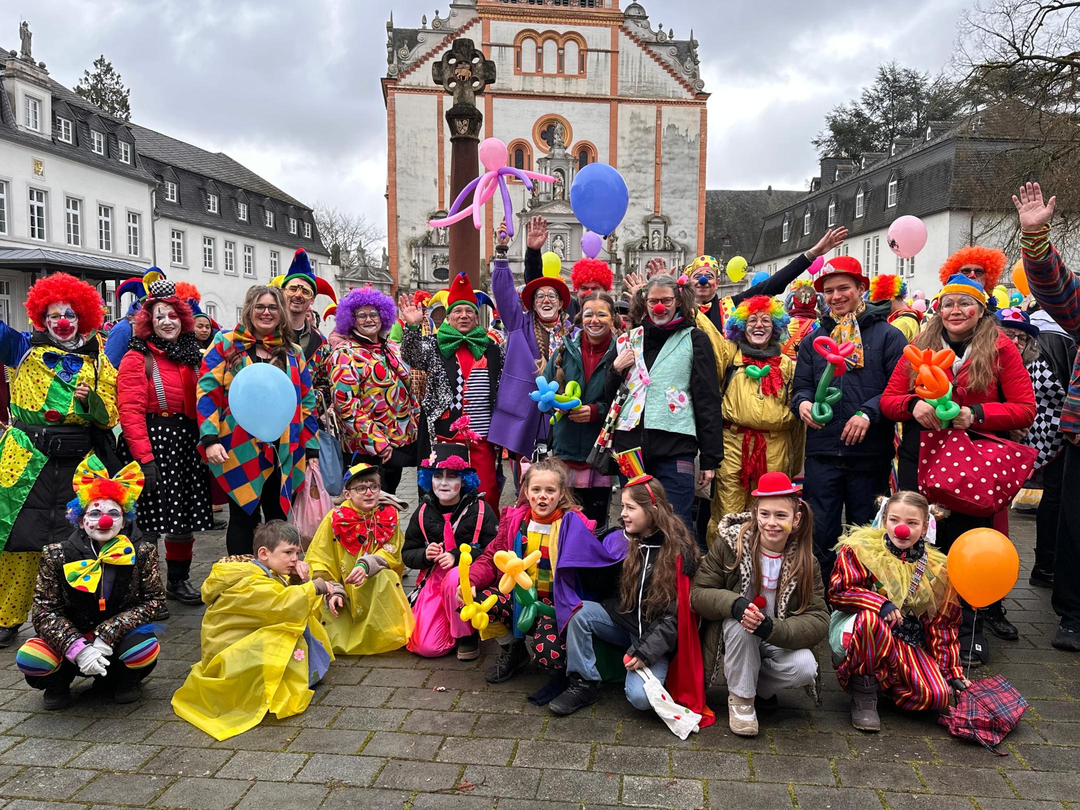 Clowns der Grundschule am Dom - Rosenmontag 2026
